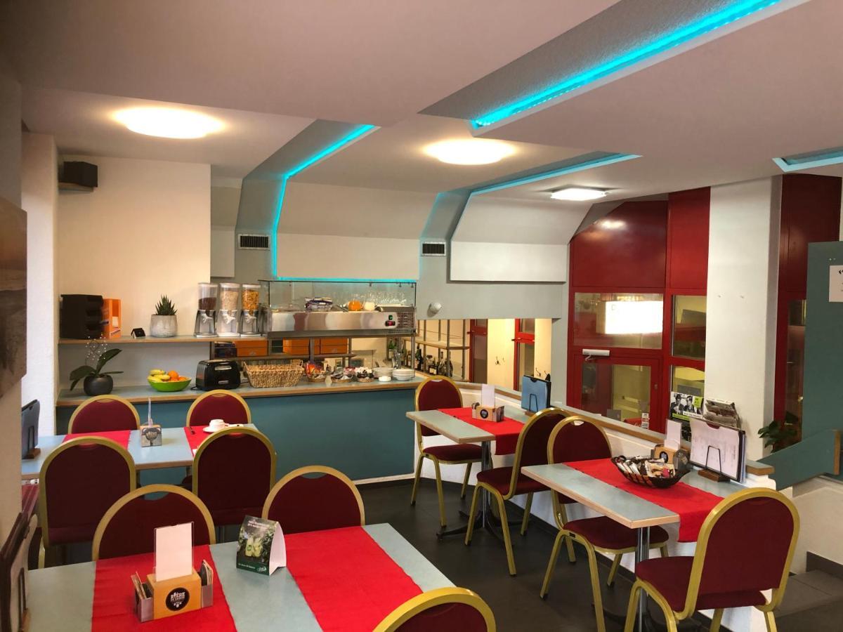 Restaurant Passage Hotel 3*